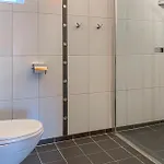 4 Bedroom Lovely In Leinoya Fosnavåg