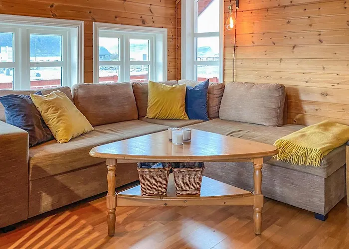 4 Bedroom Lovely In Leinoya Ferienhaus *